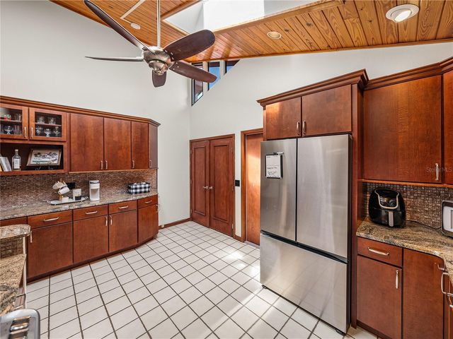 503 CLUB HOUSE DRIVE, Lake Wales, FL 33898