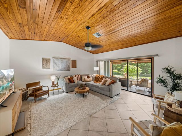 503 CLUB HOUSE DRIVE, Lake Wales, FL 33898