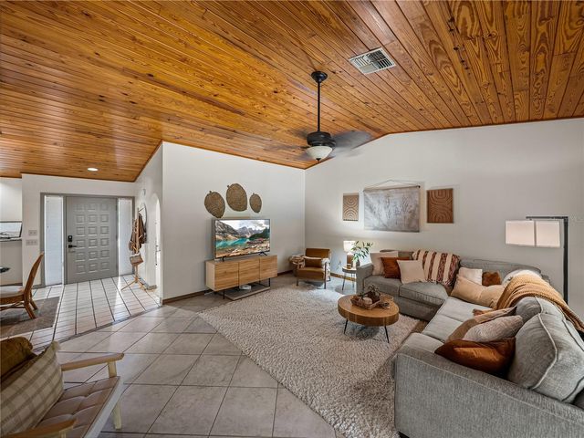 503 CLUB HOUSE DRIVE, Lake Wales, FL 33898