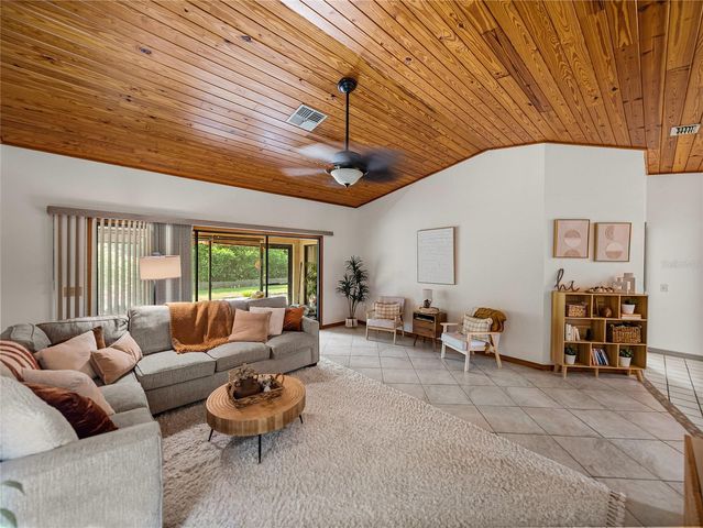 503 CLUB HOUSE DRIVE, Lake Wales, FL 33898