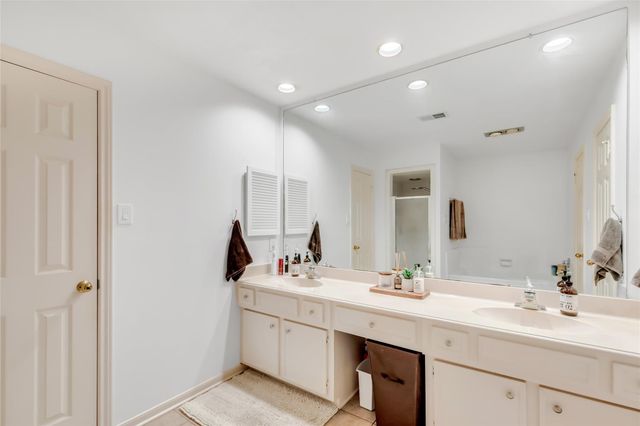 2703 Silver Falls Drive, Houston, TX 77339