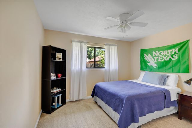 2703 Silver Falls Drive, Houston, TX 77339