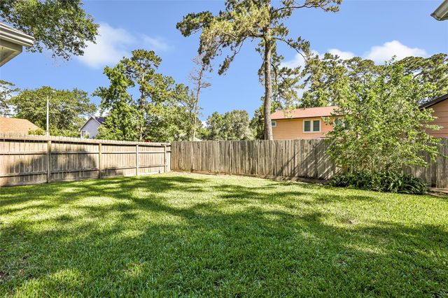 2703 Silver Falls Drive, Houston, TX 77339