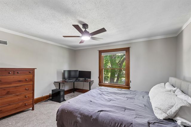 3217 Cottage Grove Avenue, Des Moines, IA 50311