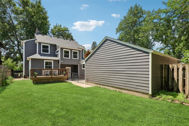3217 Cottage Grove Avenue, Des Moines, IA 50311