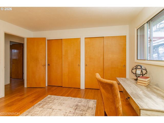 144 BRIARCLIFF Dr, Eugene, OR 97404