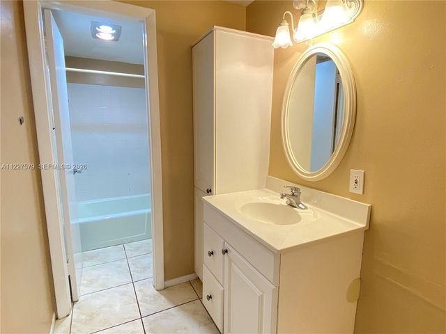 6289 Lear Drive 306, Lake Worth, FL 33462