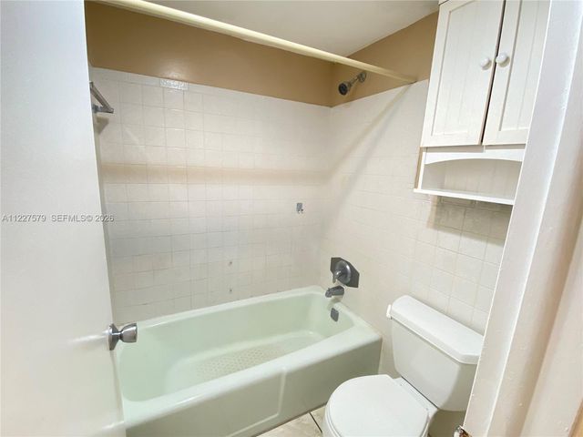 6289 Lear Drive 306, Lake Worth, FL 33462