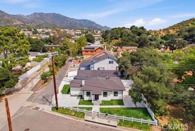 10012 Plainview Avenue, Tujunga, CA 91042
