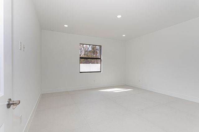 308 4th Street, Jupiter, FL 33458