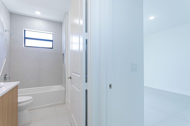 308 4th Street, Jupiter, FL 33458