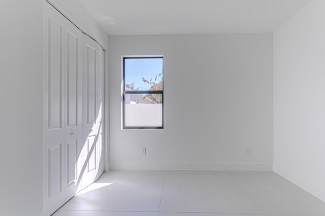 308 4th Street, Jupiter, FL 33458