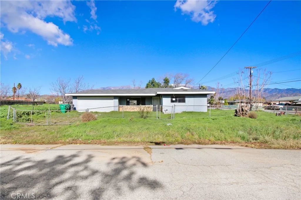 779 Wesley, Banning, CA 92220