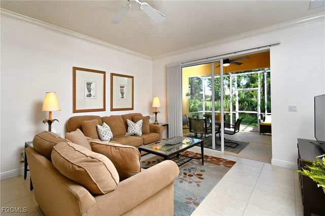 4692 Fairloop RUN, Lehigh Acres, FL 33973