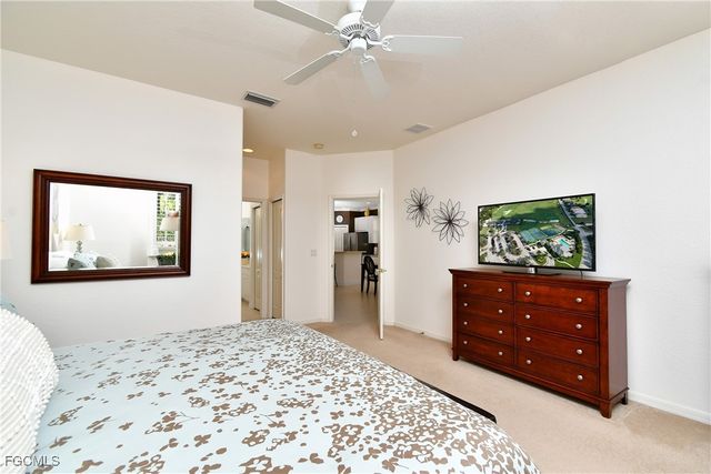 4692 Fairloop RUN, Lehigh Acres, FL 33973