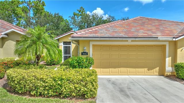 4692 Fairloop RUN, Lehigh Acres, FL 33973