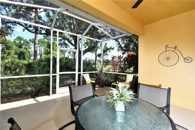 4692 Fairloop RUN, Lehigh Acres, FL 33973