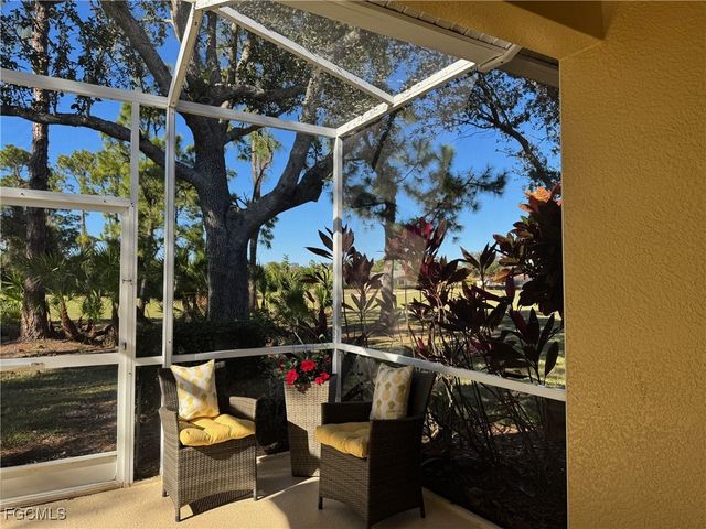 4692 Fairloop RUN, Lehigh Acres, FL 33973