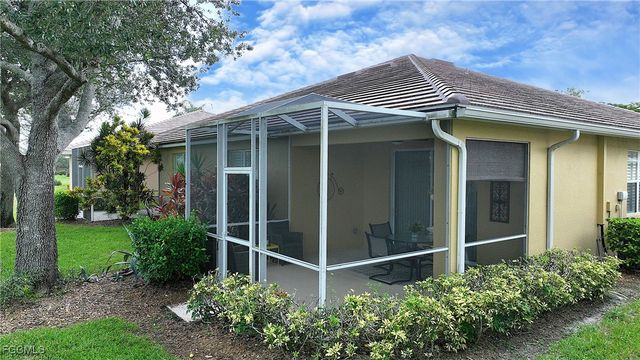 4692 Fairloop RUN, Lehigh Acres, FL 33973