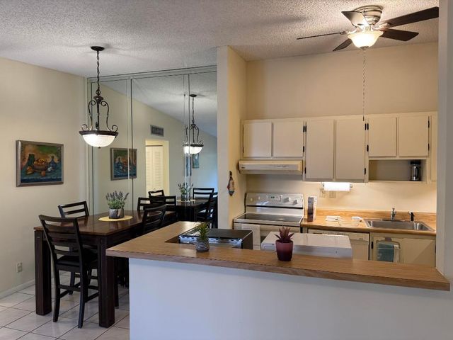 7128 Ashmont Circle Circle 207, Tamarac, FL 33321