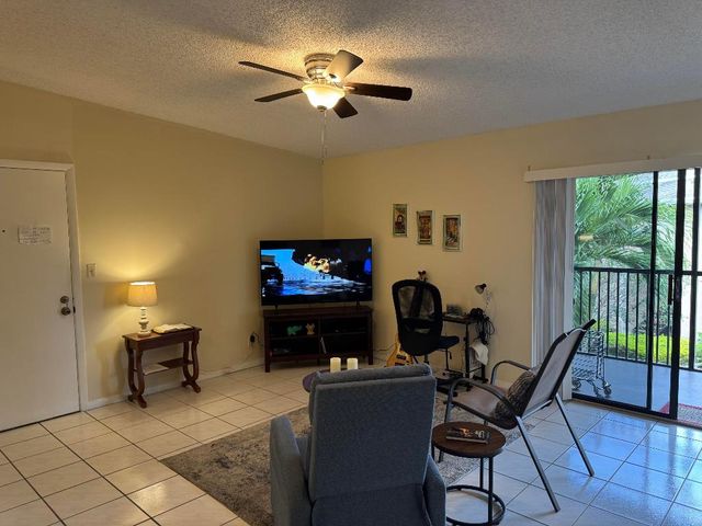 7128 Ashmont Circle Circle 207, Tamarac, FL 33321