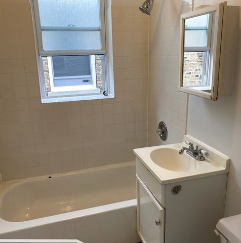 3038 W Wellington Street 3, Chicago, IL 60618