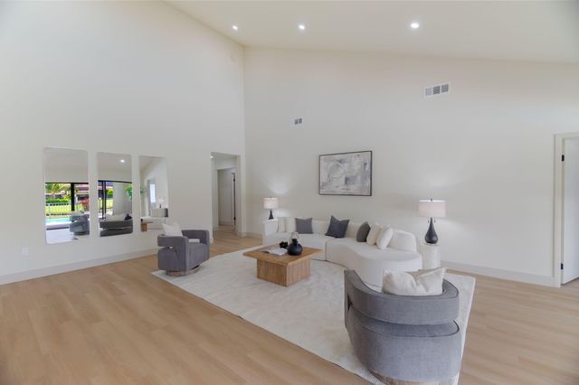 2880 Gettysburg Lane, West Palm Beach, FL 33409