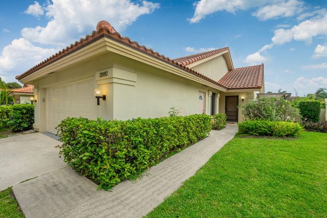 2880 Gettysburg Lane, West Palm Beach, FL 33409