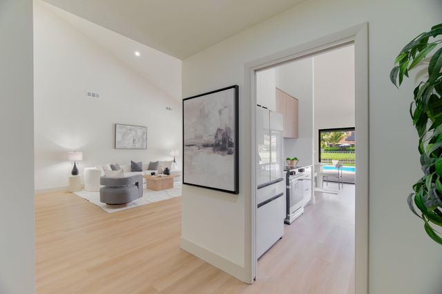 2880 Gettysburg Lane, West Palm Beach, FL 33409