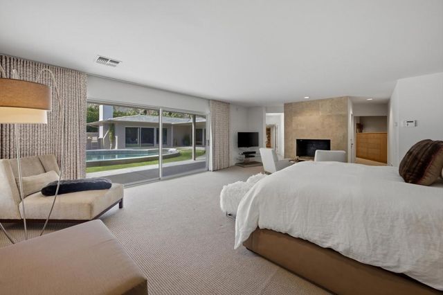 443 W Merito Place, Palm Springs, CA 92262