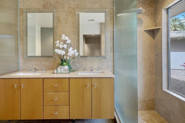 443 W Merito Place, Palm Springs, CA 92262