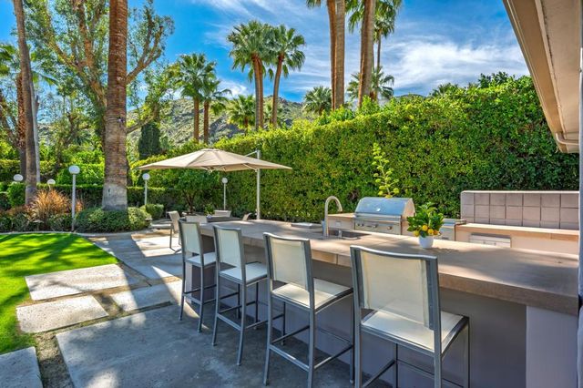 443 W Merito Place, Palm Springs, CA 92262