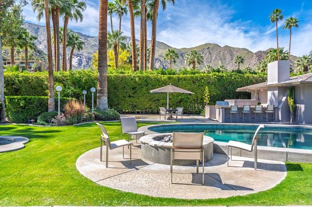 443 W Merito Place, Palm Springs, CA 92262