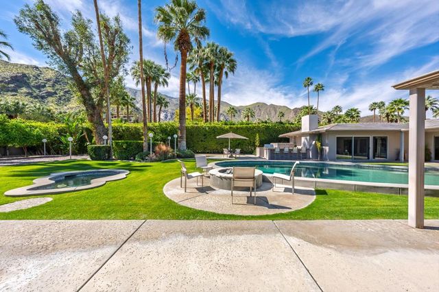 443 W Merito Place, Palm Springs, CA 92262