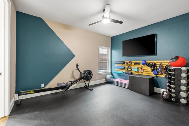 655 Creekway Drive, Irving, TX 75039