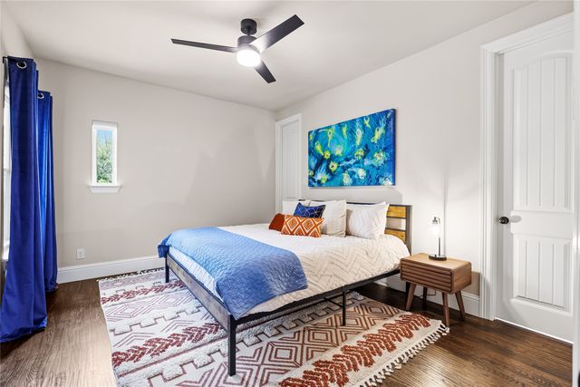 655 Creekway Drive, Irving, TX 75039