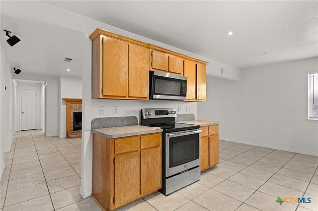 3809 Joshua Taylor Drive, Killeen, TX 76549