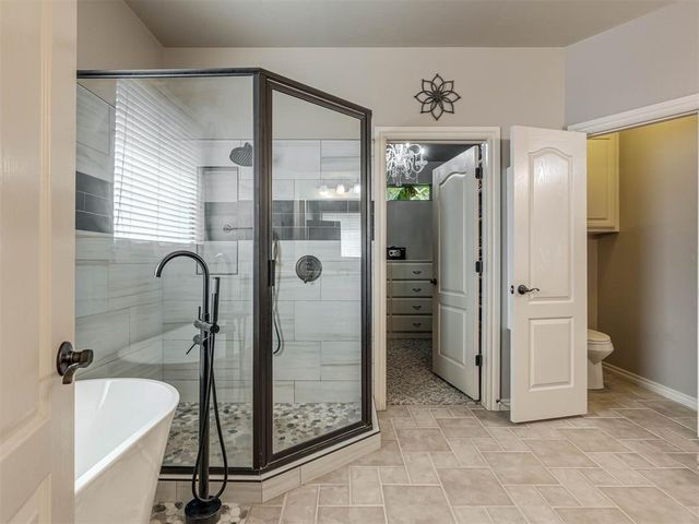 17021 Holly Burn Circle, Edmond, OK 73012
