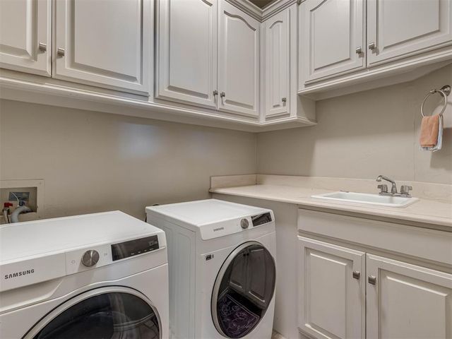 17021 Holly Burn Circle, Edmond, OK 73012