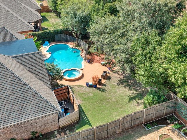 17021 Holly Burn Circle, Edmond, OK 73012