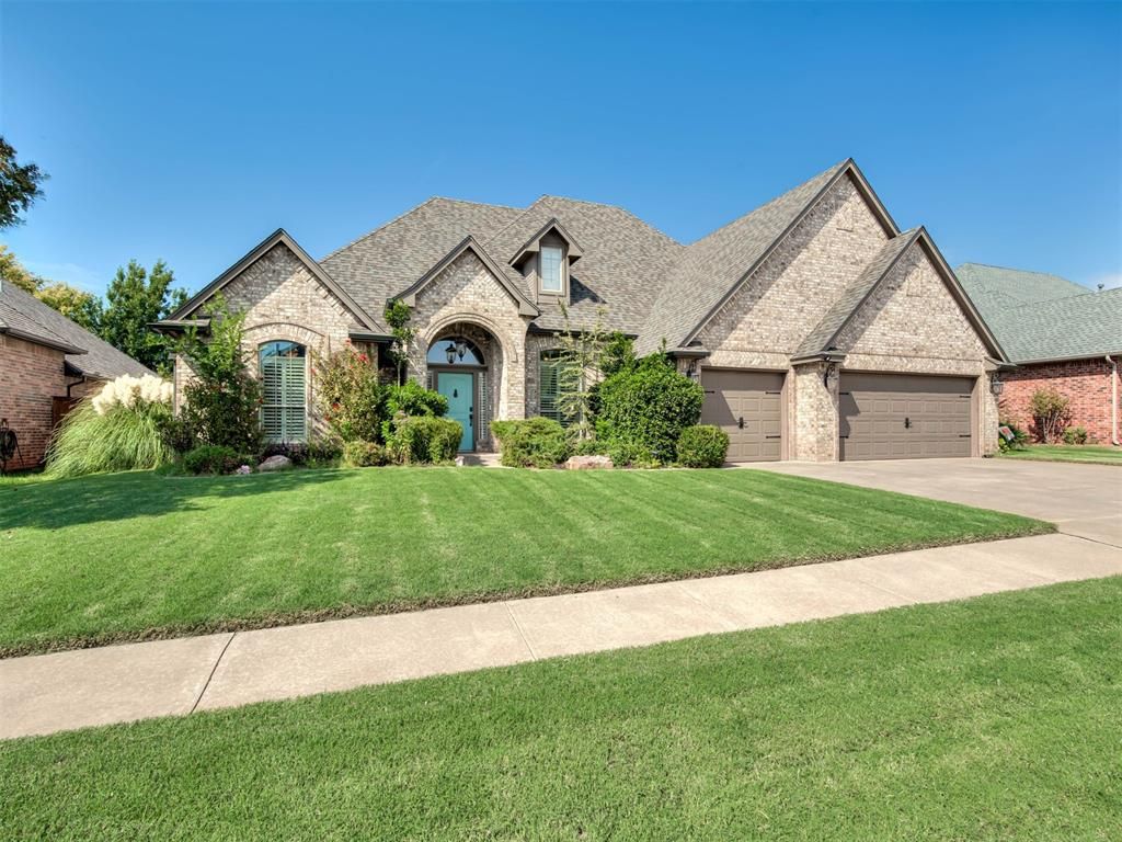 17021 Holly Burn Circle, Edmond, OK 73012