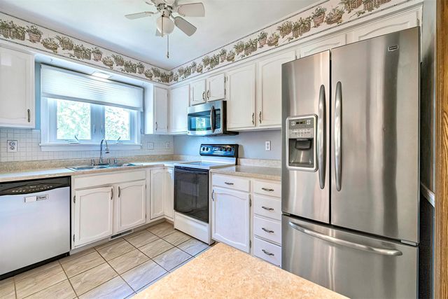 3726 GREENLAWN Avenue, Erie, PA 16510
