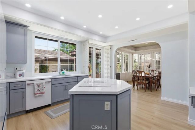 651 Edith, Long Beach, CA 90807