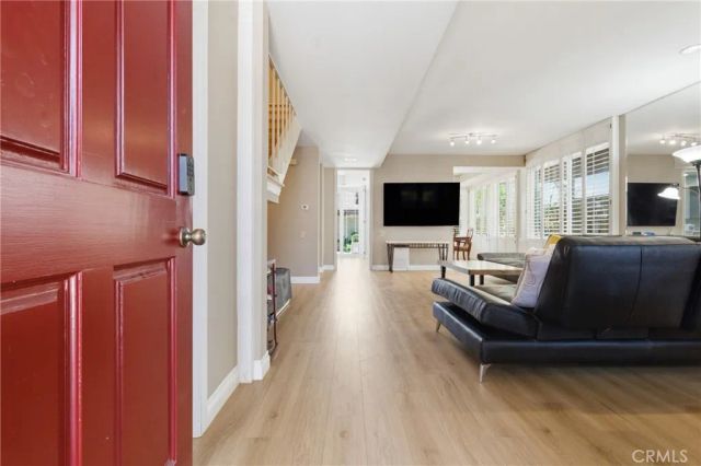 651 Edith, Long Beach, CA 90807