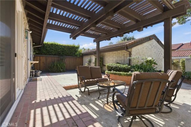 651 Edith, Long Beach, CA 90807