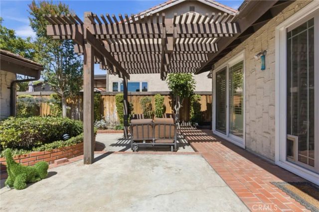 651 Edith, Long Beach, CA 90807