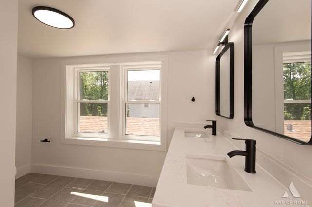 1441 N Kolin Avenue, Chicago, IL 60651