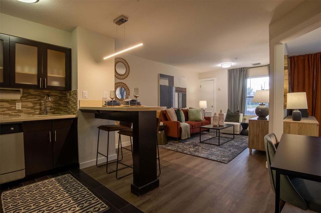 18828 State Highway 249 219, Houston, TX 77070