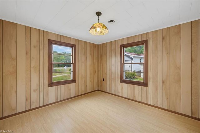 2682 Anglin Mill Road, Stoneville, NC 27048
