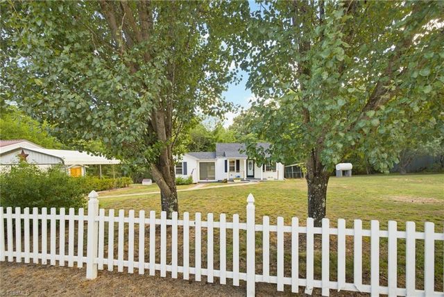 2682 Anglin Mill Road, Stoneville, NC 27048